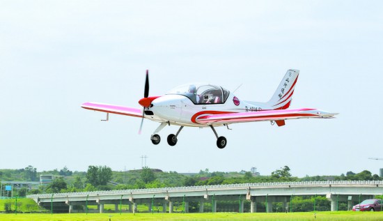 SA60L-T��ԭ���ͷɻ������ڳɶ�����ʵ���׷�