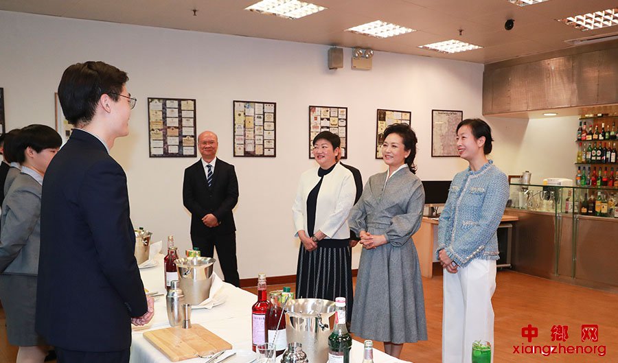 �����²ι۰�������ѧԺ