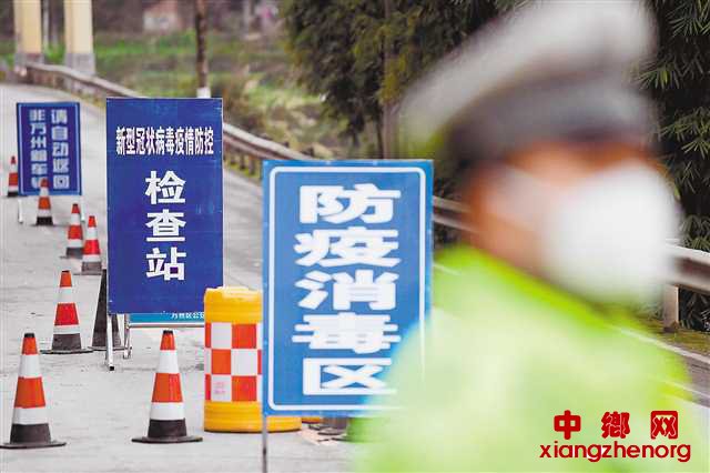 ֱ������֮�µ�����߽�С��