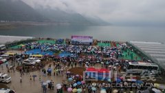 ԴũͶɺ߿ͨ Űͧǧ򼶺ͧͬʱˮ