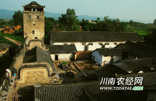 ׯ԰<a  data-cke-saved-href=http://www.todayae.com/pic href=http://www.todayae.com/pic target=_blank class=infotextkey>ͼ</a>.jpg