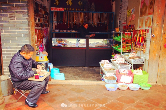 成都有个古镇 去的人都伤心