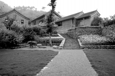 壬ݽϴͳĽ˵Ĵ⣬ʯǶ뷿ǽɫίͼ