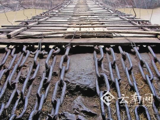 金沙江上第一桥——金龙桥