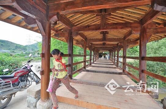 百年风雨桥——象达桥