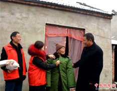 ɽ��۰�ǣ���ʥ��־Ը������ů���¹����ˡ�����������