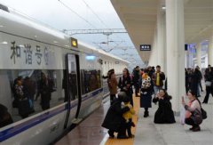 ������·����ʽ��ͨ��Ӫ �˿������׷��г�