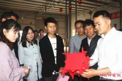 ���գ���Զ����ί���괴ҵ��Ħ����ɣ�����ٿ�