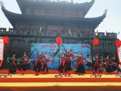 ������ʫ�ŷ���������ݴ��й���֮��