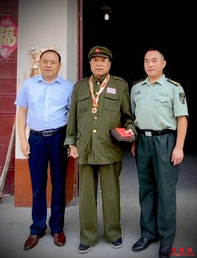 ���ż����� ����սʿ�����ų��������չ���й�����70��������·��Ź��������۾����߷�ο�ʻ