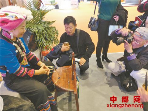 ���Ϸ��Ż�̬չ�ݳ������Ĳ����������