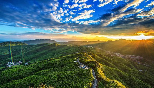 ��������ˮ�����챣��ս������ɫ����������Ƭ