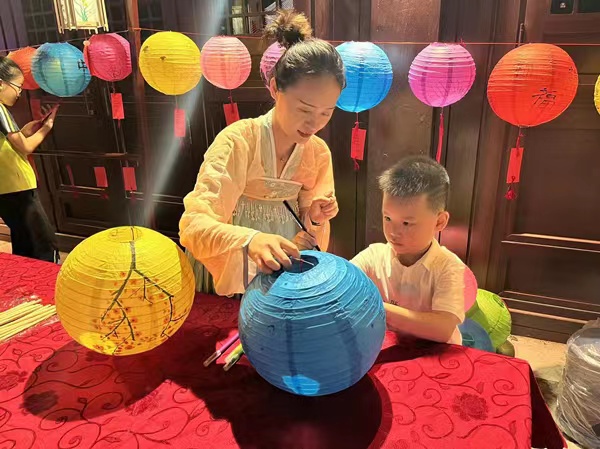 ��������ʢ�� �������������ǵĽ��ա���������