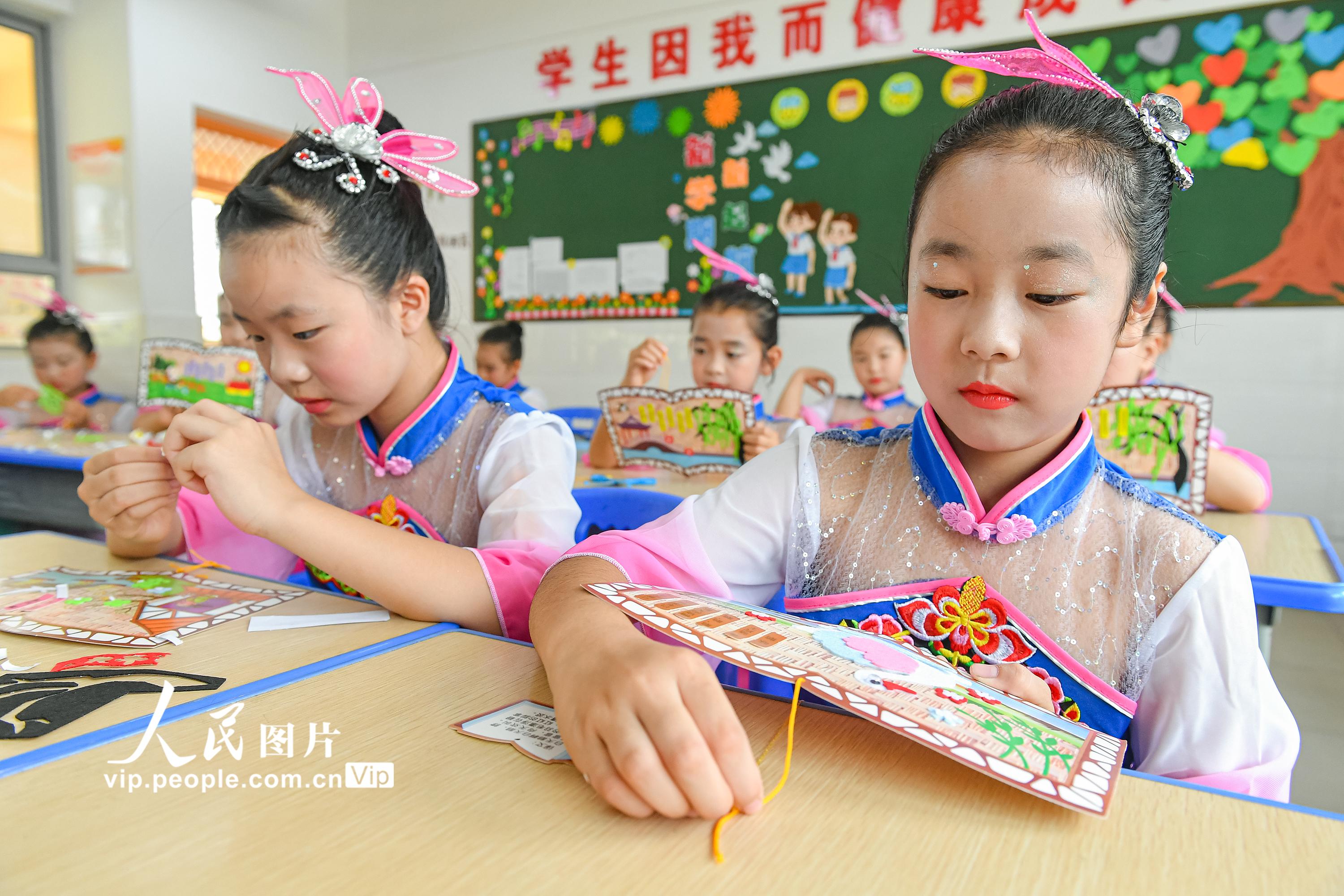 ���ؾ��ж�ʻӭ����