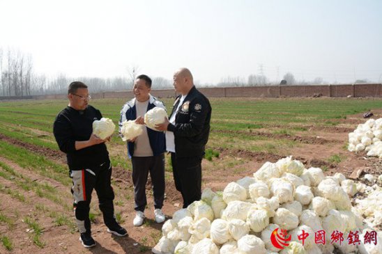 �����ڻ��ص�һ�����ũ���۰ײ�