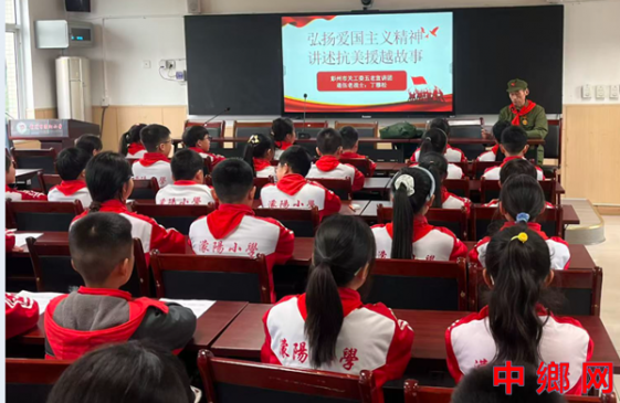 ����������У԰ ��ɫ������ͯ��